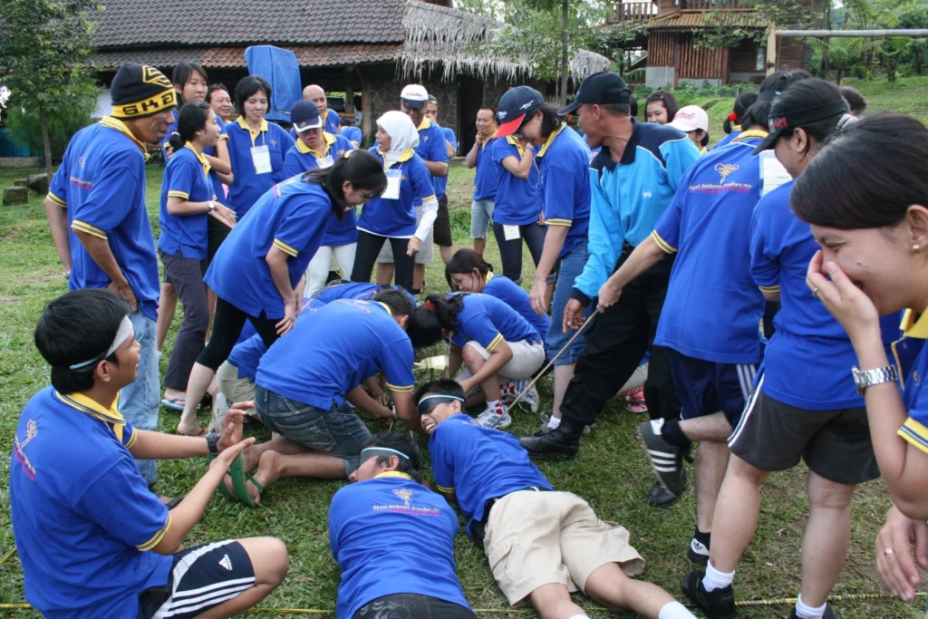 Team Building-Navigasi-Outdoor