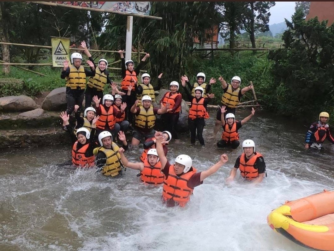 briefing keselamatan rafting Ciater